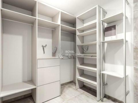 квартира за адресою Андрія Верхогляда вул. (Михайла Драгомирова), 9