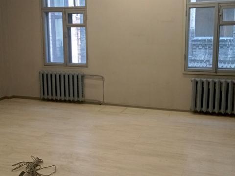 комерційна за адресою Саксаганського вул., 133-А