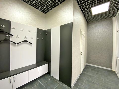 комерційна за адресою Дем'яна Попова вул., 8а