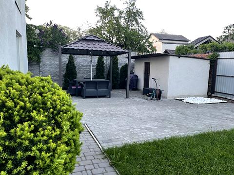 будинок за адресою Центральна вул.