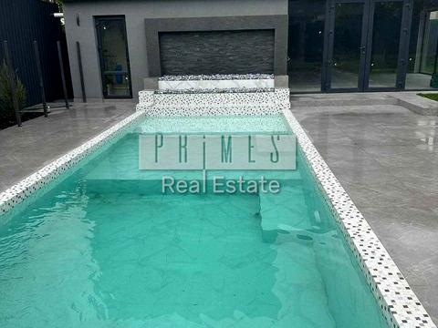 будинок за адресою Горіхова вул.