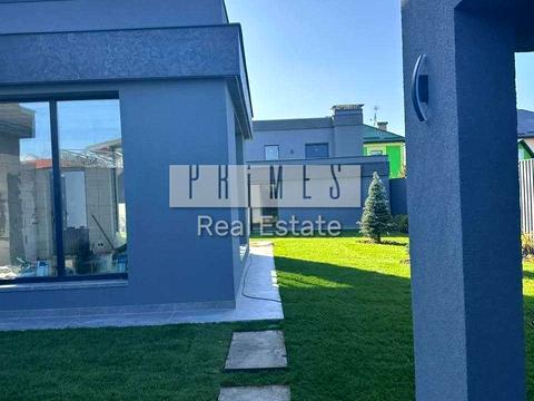 будинок за адресою Горіхова вул.