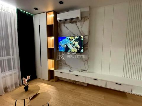 квартира за адресою Салютна вул., 2-Б