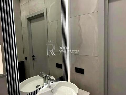 квартира за адресою Салютна вул., 2-Б