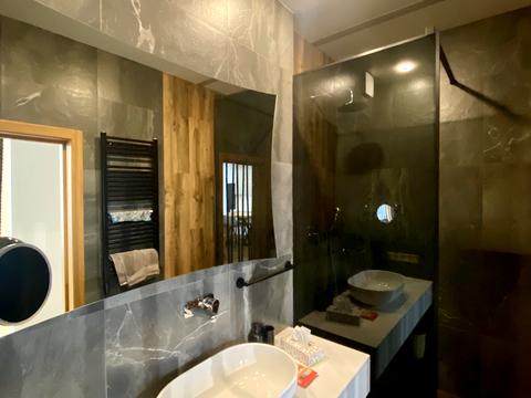 квартира по адресу Андрея Верхогляда ул. (Михайла Драгомирова), 11-Б