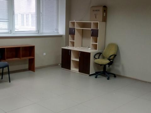 комерційна за адресою Харківське шосе, 19-Б