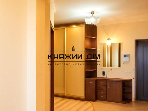 квартира за адресою Героїв Оборони вул., 10-А