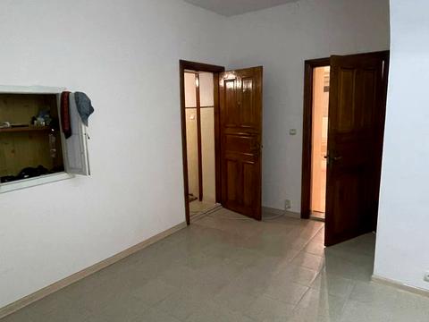 коммерческая по адресу Ришельевская ул. (Ленина улица), 55