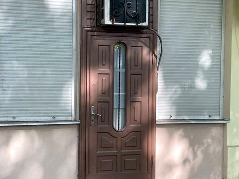 коммерческая по адресу Ришельевская ул. (Ленина улица), 55