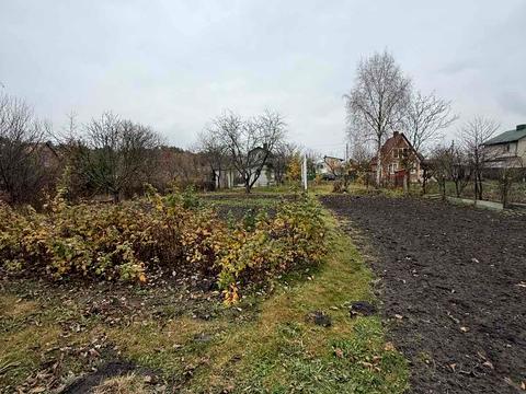 участок по адресу с. Новая Украинка, 