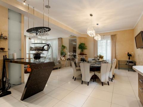 будинок за адресою Свято-Покровська вул. (Леніна), 15