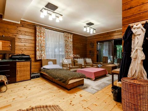 будинок за адресою Свято-Покровська вул. (Леніна), 15