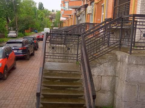 коммерческая по адресу Хмельницкая ул., 10