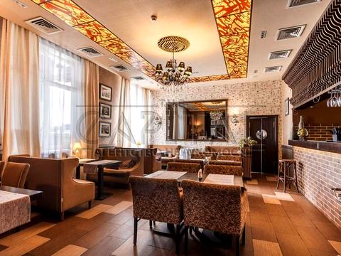 комерційна за адресою Срібнокільська вул., 12