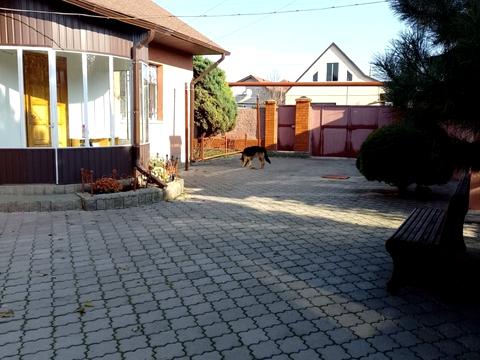 будинок за адресою Жовтнева