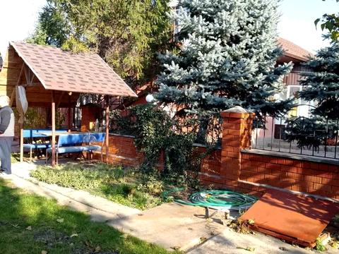 будинок за адресою Жовтнева