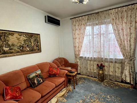 будинок за адресою Жовтнева