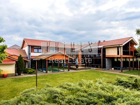 будинок за адресою 13-та Садова вул.