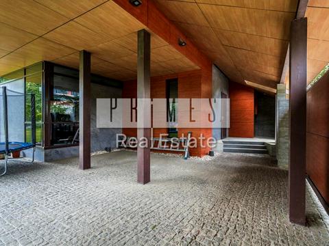 будинок за адресою 13-та Садова вул.