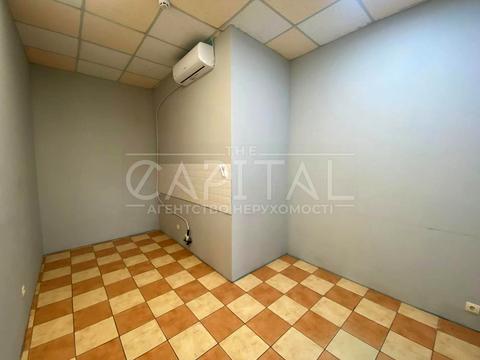 комерційна за адресою Срібнокільська вул., 1