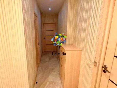 квартира за адресою Анни Ахматової вул., 30