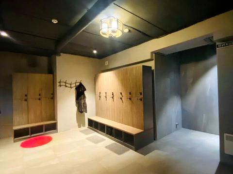 коммерческая по адресу Матвія Донцова ул. (Тургеневская), 50-А