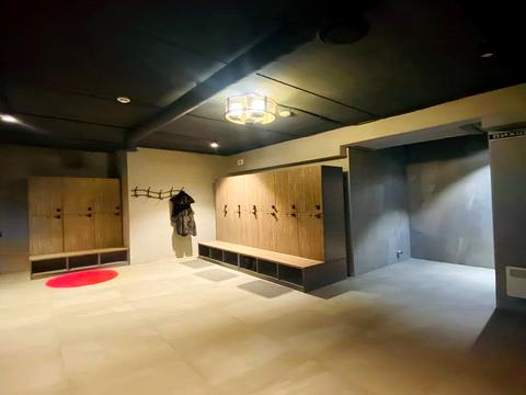 коммерческая по адресу Матвія Донцова ул. (Тургеневская), 50-А