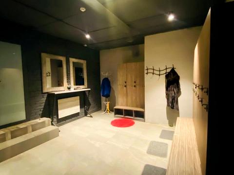 коммерческая по адресу Матвія Донцова ул. (Тургеневская), 50-А