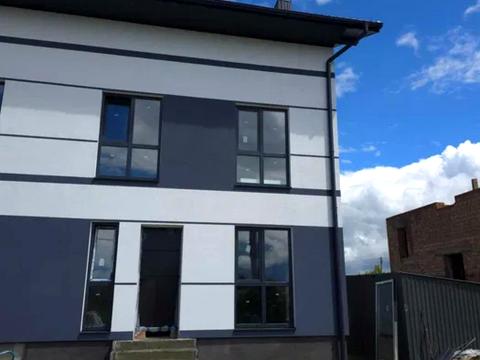 будинок за адресою В. Стуса