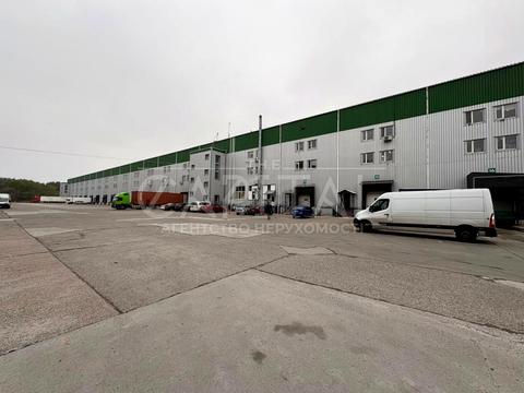 комерційна за адресою Вишнева, 6