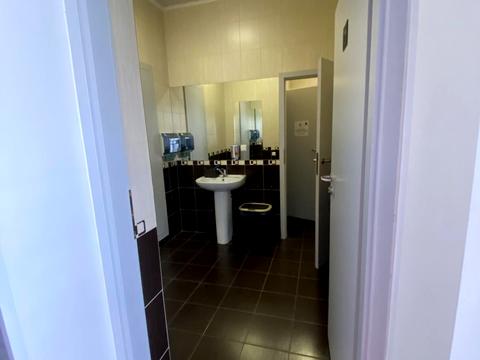 коммерческая по адресу Науки просп. (Ленина), 38