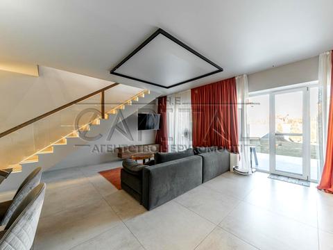 будинок за адресою Голосіїво