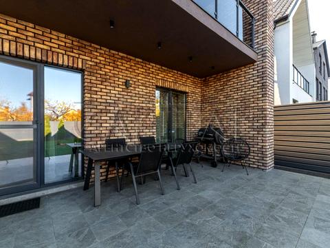 будинок за адресою Голосіїво