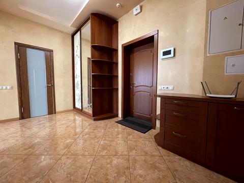 квартира по адресу Андрея Верхогляда ул. (Михайла Драгомирова), 12