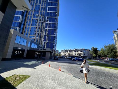 комерційна за адресою Звіринецька вул., 70-А