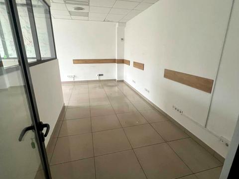 комерційна за адресою Глибочицька вул., 17М