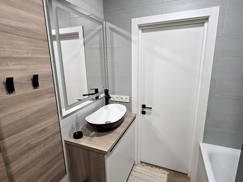 квартира за адресою Київ, Практична вул., 2