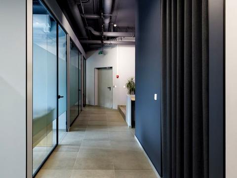 комерційна за адресою Левка Лук'яненка вул. (Маршала Тимошенка), 21/14