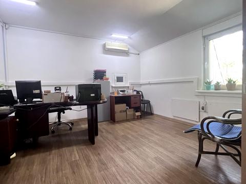 комерційна за адресою Бахчисарайський пров., 5-а