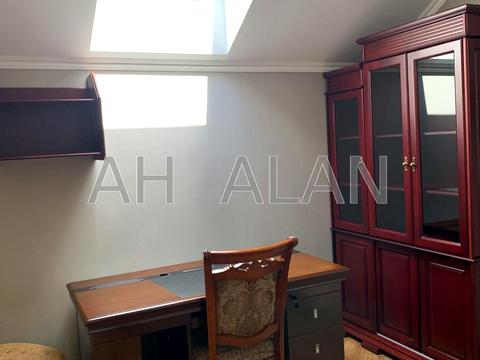 будинок за адресою січнева