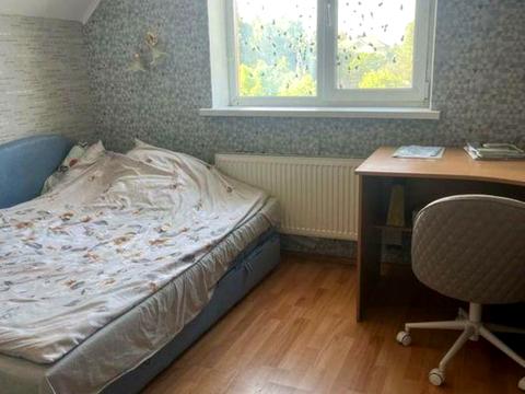 будинок за адресою Квітнева вул.