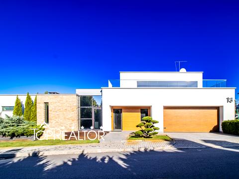 дом по адресу Київська