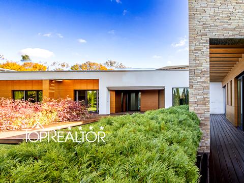 дом по адресу Київська