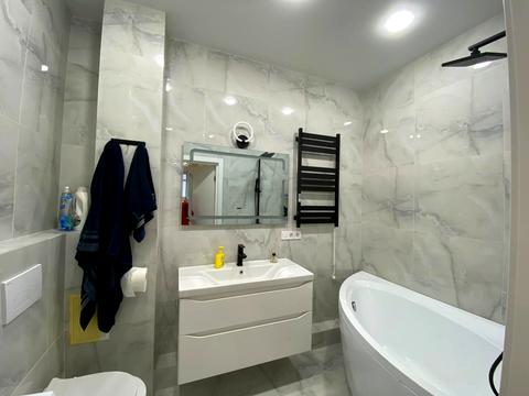 квартира по адресу Академика Филатова ул., 2/2