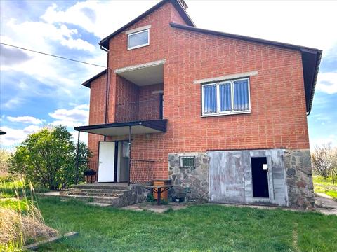 будинок за адресою Центральна