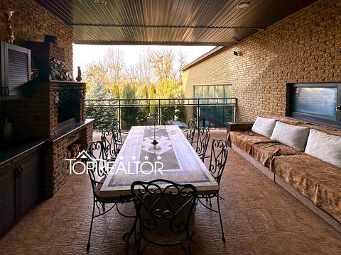 будинок за адресою Мостова