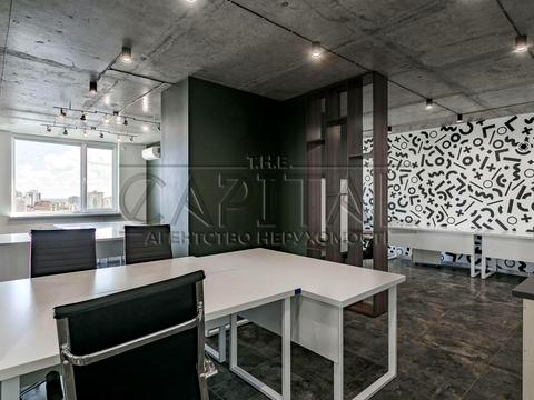 комерційна за адресою Петра Григоренка просп., 22/20