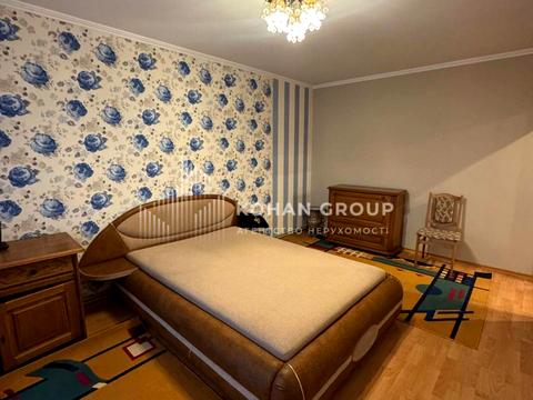 квартира за адресою Молодіжна вул., 19/1