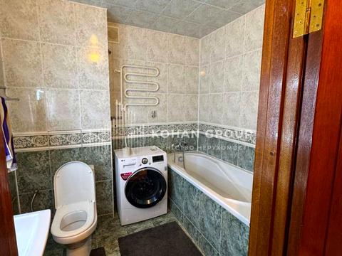 квартира за адресою Молодіжна вул., 19/1