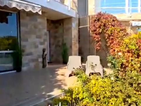 будинок за адресою Пляжна